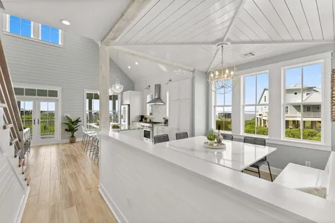 $659,995 | 3831 Lake Breeze Road, Lake Charles, LA 70605