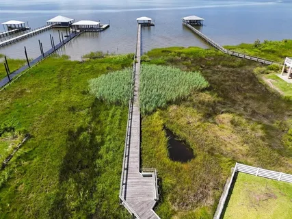 $659,995 | 3831 Lake Breeze Road, Lake Charles, LA 70605