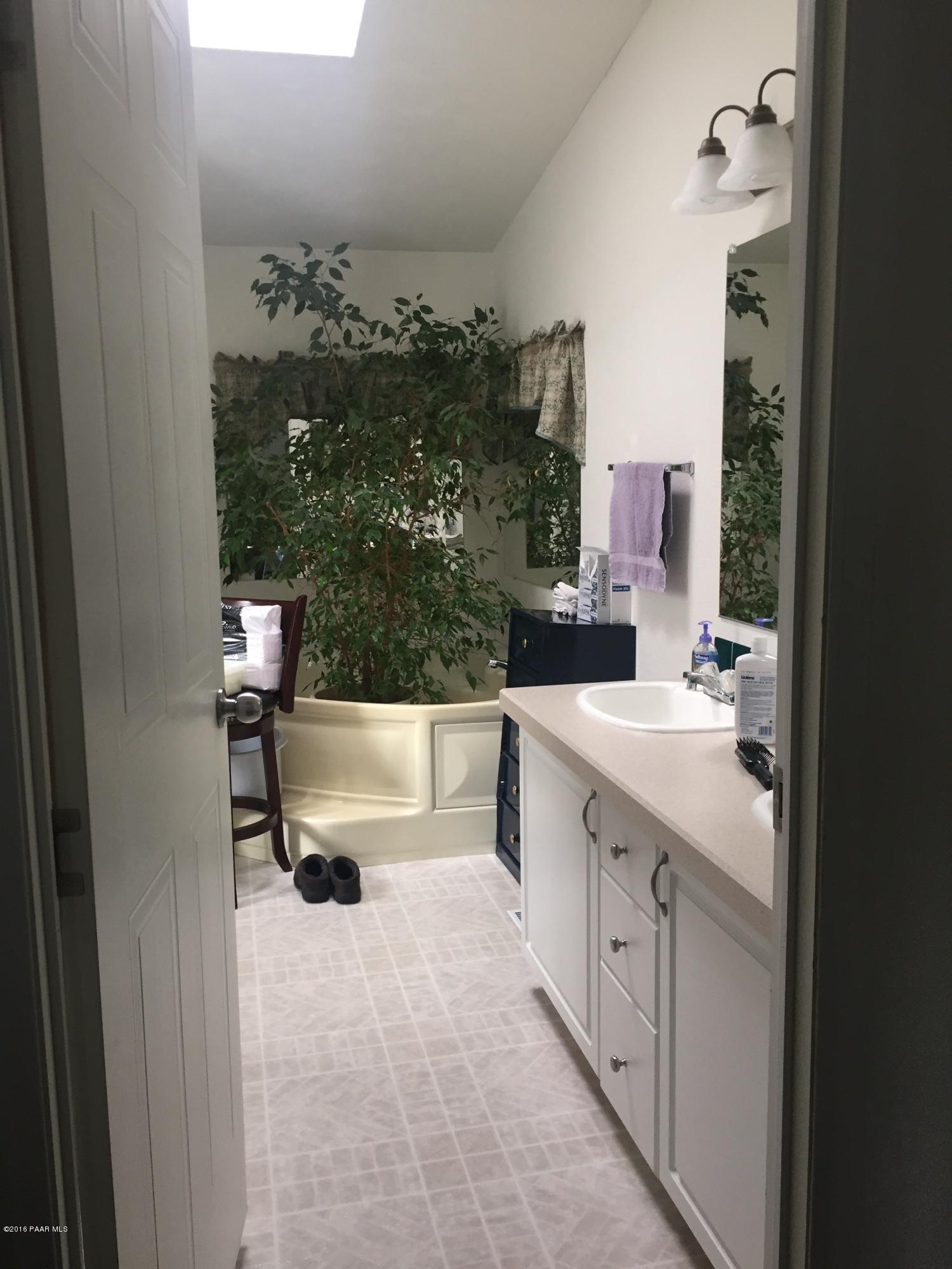 849 Ruth Street, Unit A Prescott, AZ 86301 - Photo 5 of 22 Prescott Ruth St