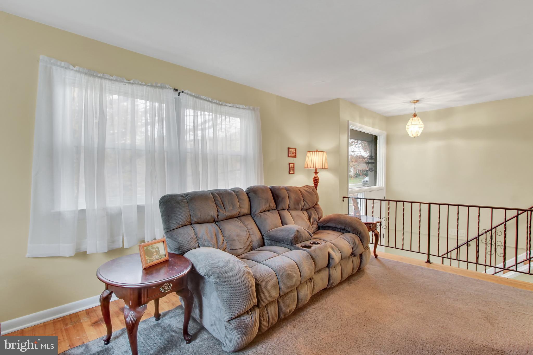 519 Spring Avenue Lititz, PA 17543 - Photo 3 of 21