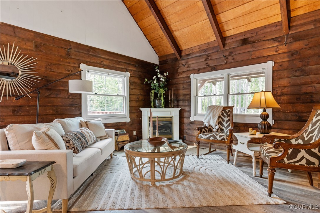 8570 Farmville Road Farmville, VA 23901 - Photo 11 of 50 Vaulted Ceilings