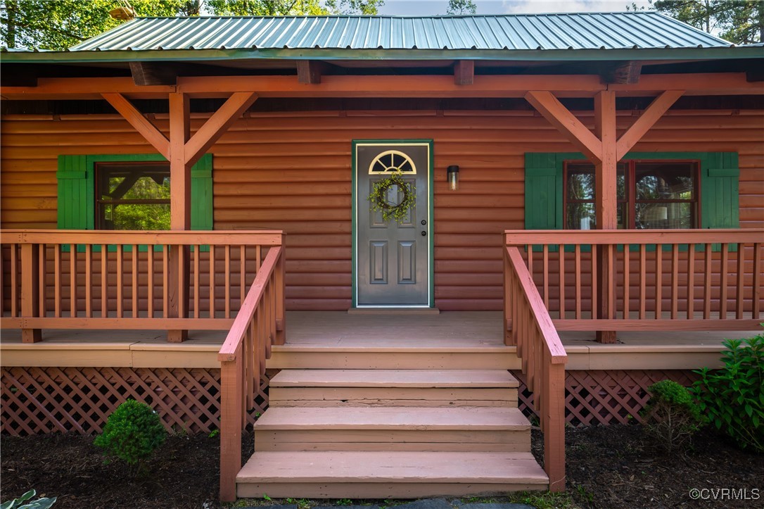 8570 Farmville Road Farmville, VA 23901 - Photo 4 of 50 Huge Front Porch
