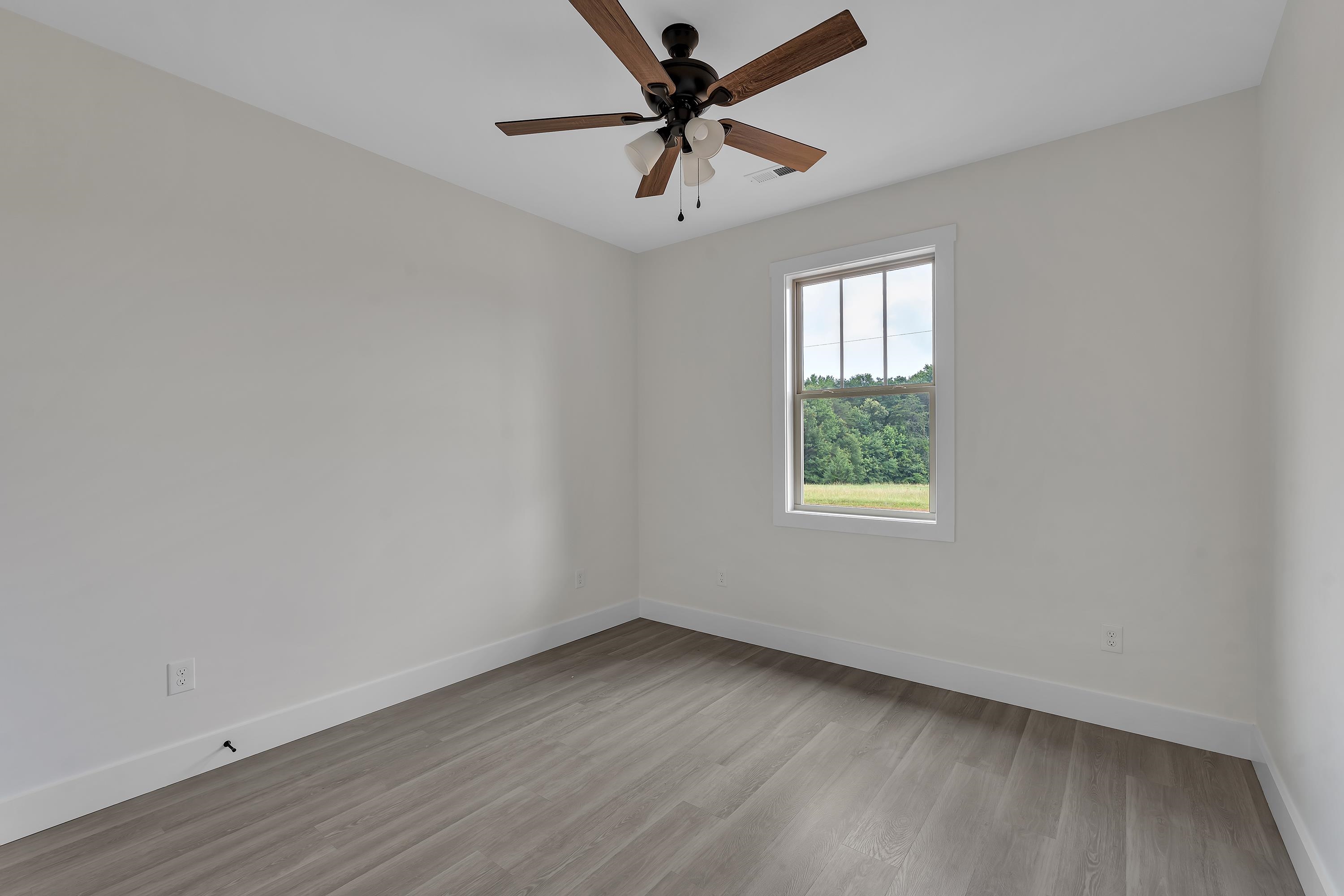 553 Bill Lattimore Road Chesnee, SC 29323 - Photo 12 of 16