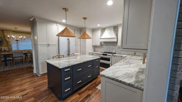 $715,000 | 215 Harbor Drive, Morehead City, NC 28557