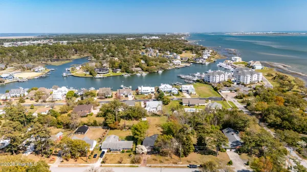 $715,000 | 215 Harbor Drive, Morehead City, NC 28557