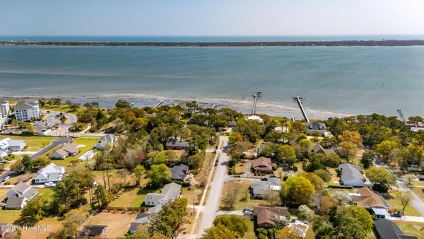 $715,000 | 215 Harbor Drive, Morehead City, NC 28557
