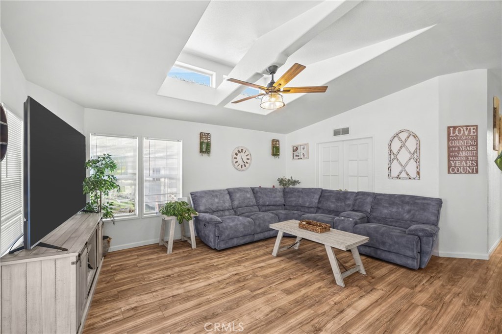 122 Colombo Lane, Unit 77 Tustin, CA 92780 - Photo 10 of 60