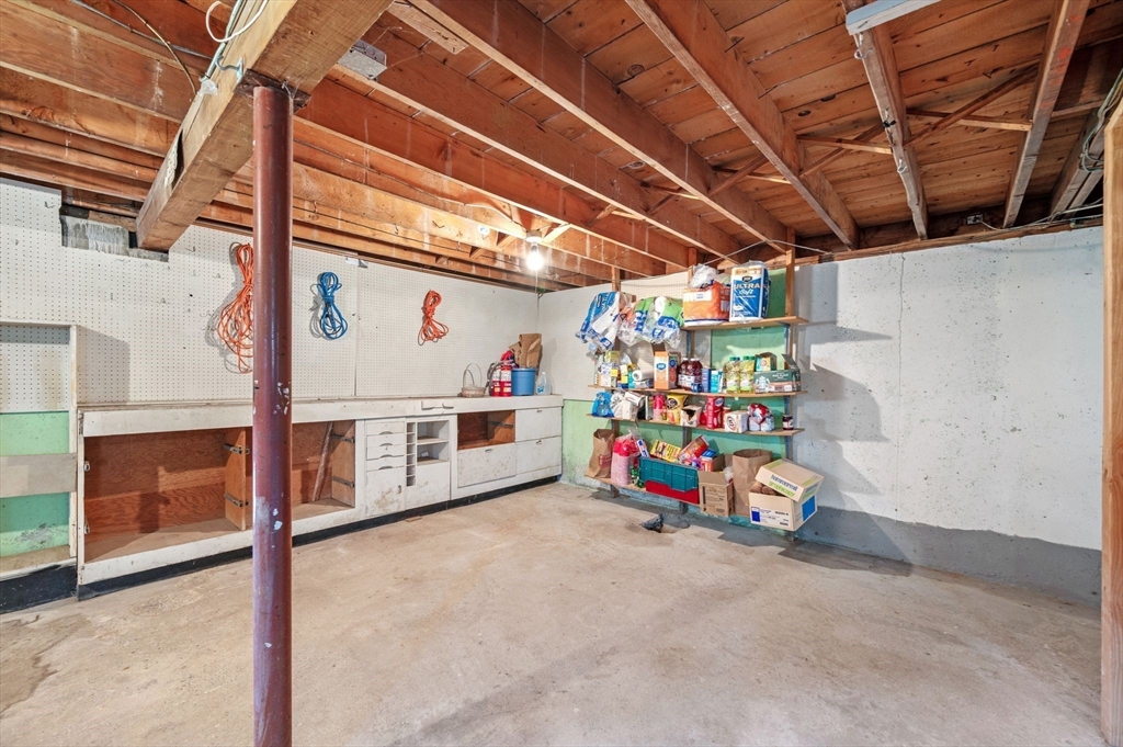 25 Colonial Road Peabody, MA 01960 - Photo 33 of 42