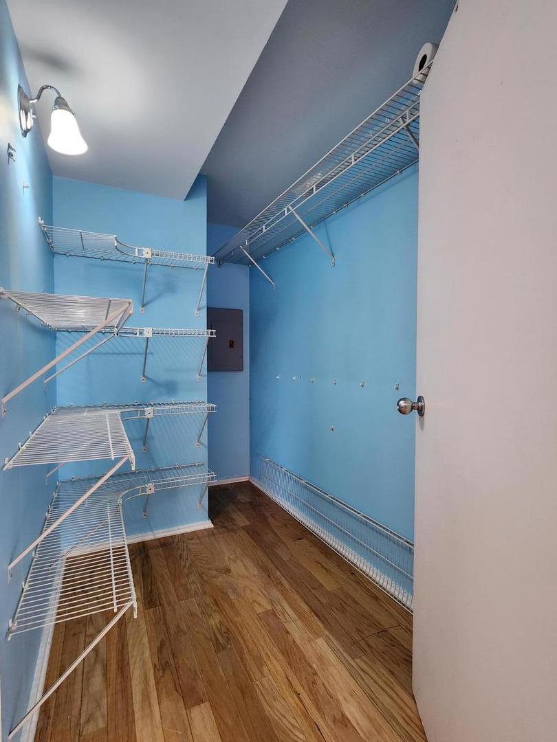40 East 9th Street, Unit 1604 Chicago, IL 60605 - Photo 16 of 25 a view of kitchen and utility room