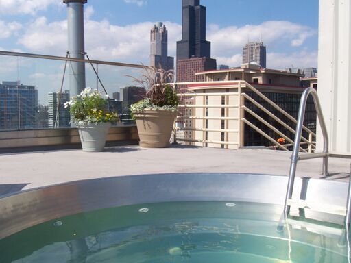 40 East 9th Street, Unit 1604 Chicago, IL 60605 - Photo 22 of 25 a view of a terrace with chairs