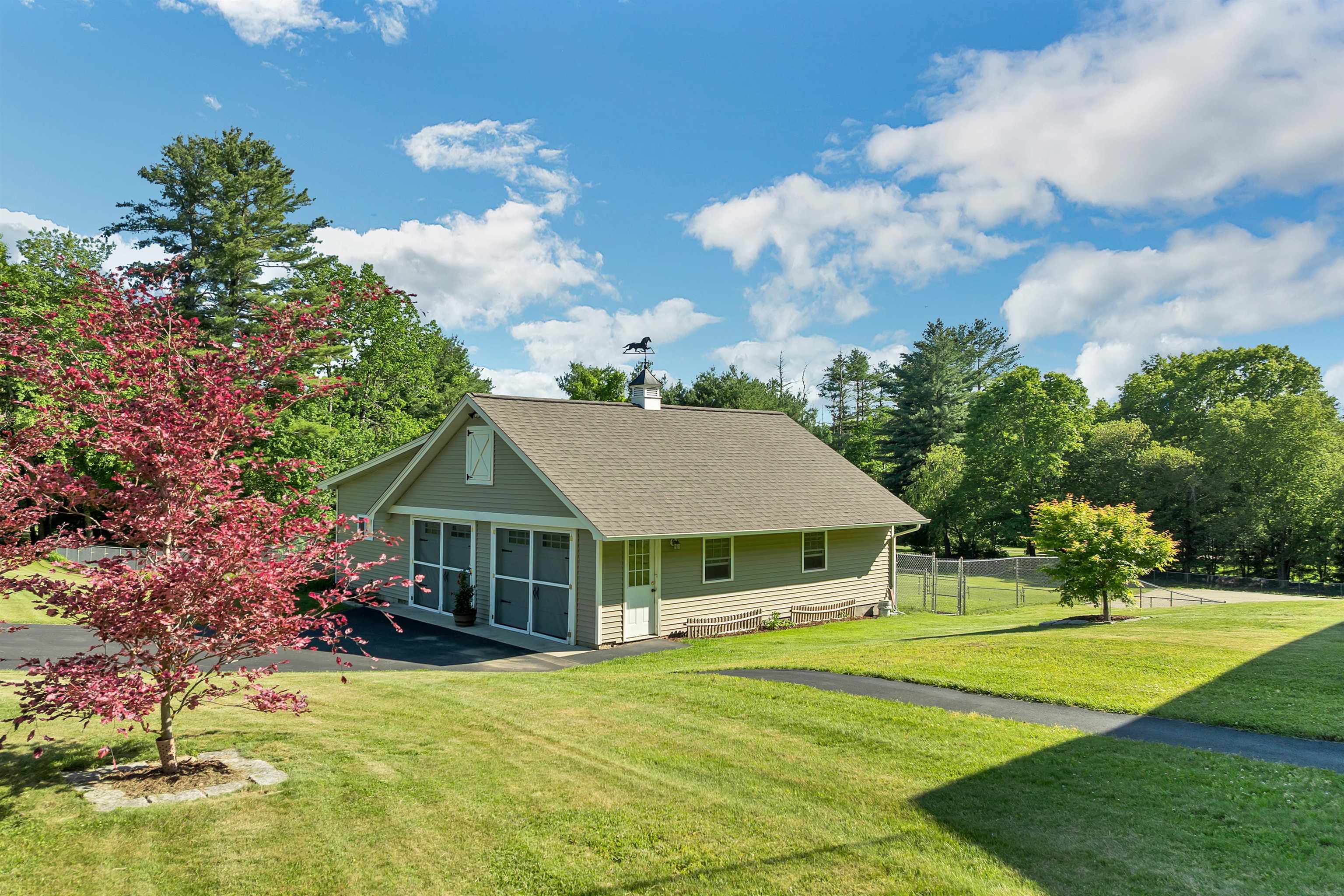 107 Kendall Pond Road Windham, NH 03087 - Photo 3 of 55