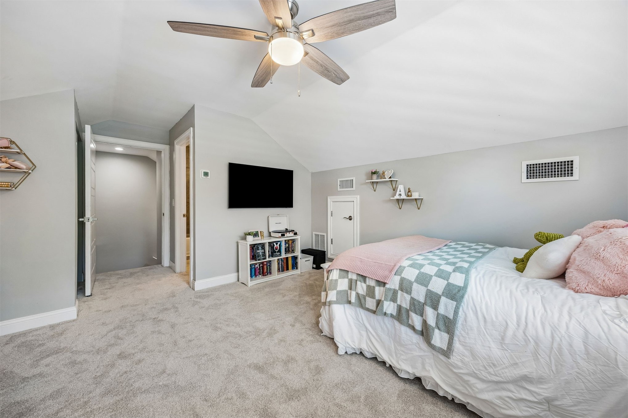 29258 Grandview Manor Yulee, FL 32097 - Photo 59 of 99 Bedroom # 4 (upstairs)