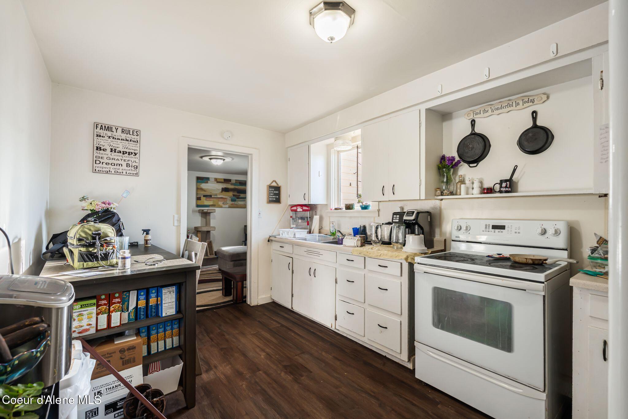 34 Church Street Priest River, ID 83856 - Photo 11 of 26 Unit 1 Kitchen