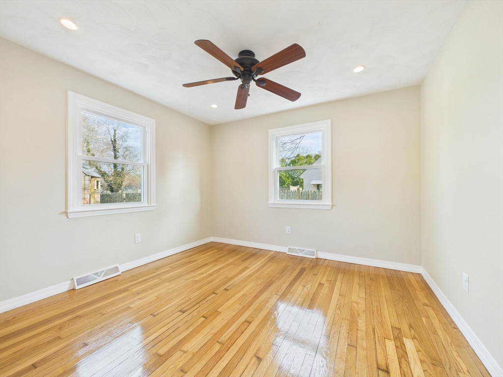 786 Wildwood Road New Bedford, MA 02745 - Photo 16 of 39 a view of cabinets