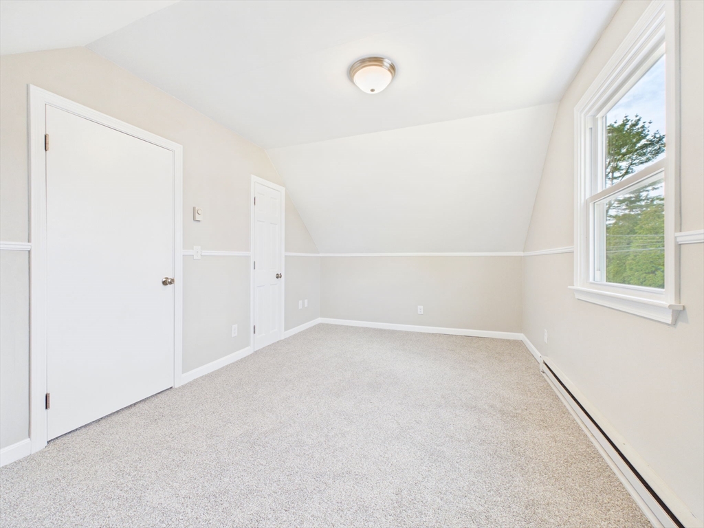 786 Wildwood Road New Bedford, MA 02745 - Photo 19 of 39 an empty room with a window