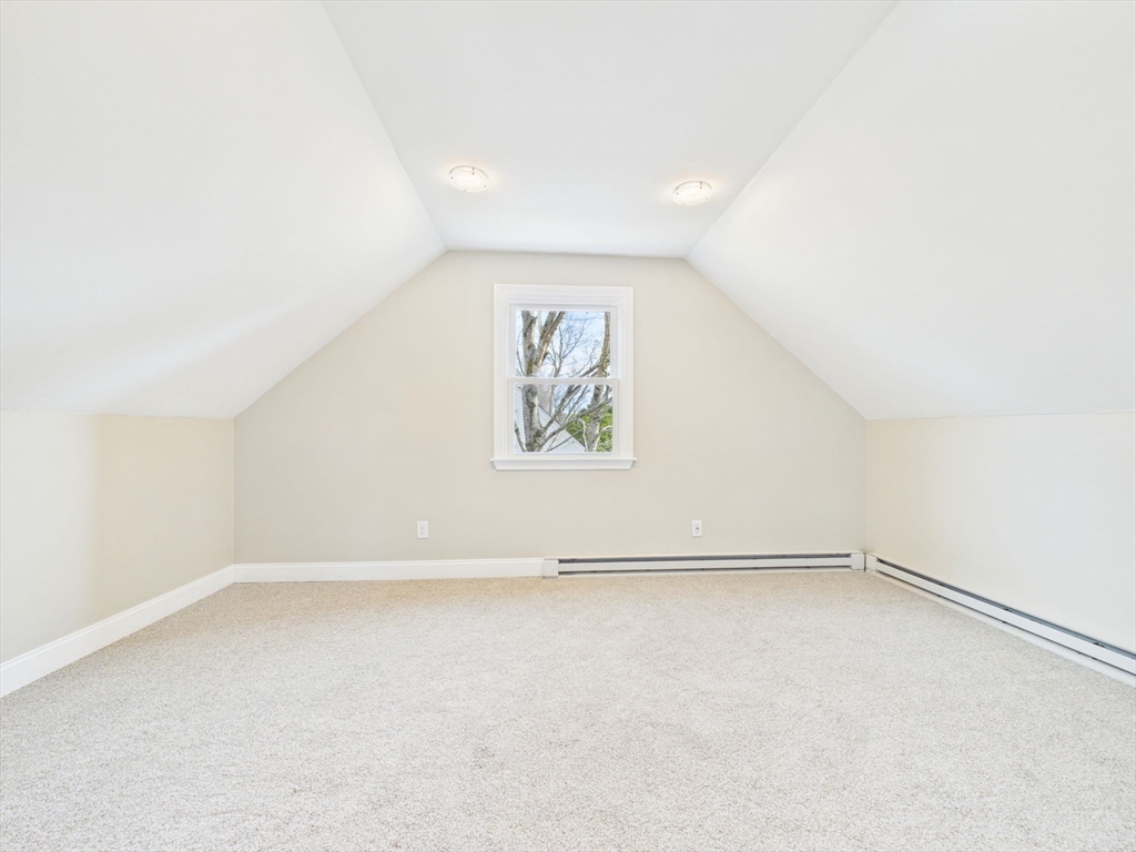 786 Wildwood Road New Bedford, MA 02745 - Photo 21 of 39 an empty room with a window