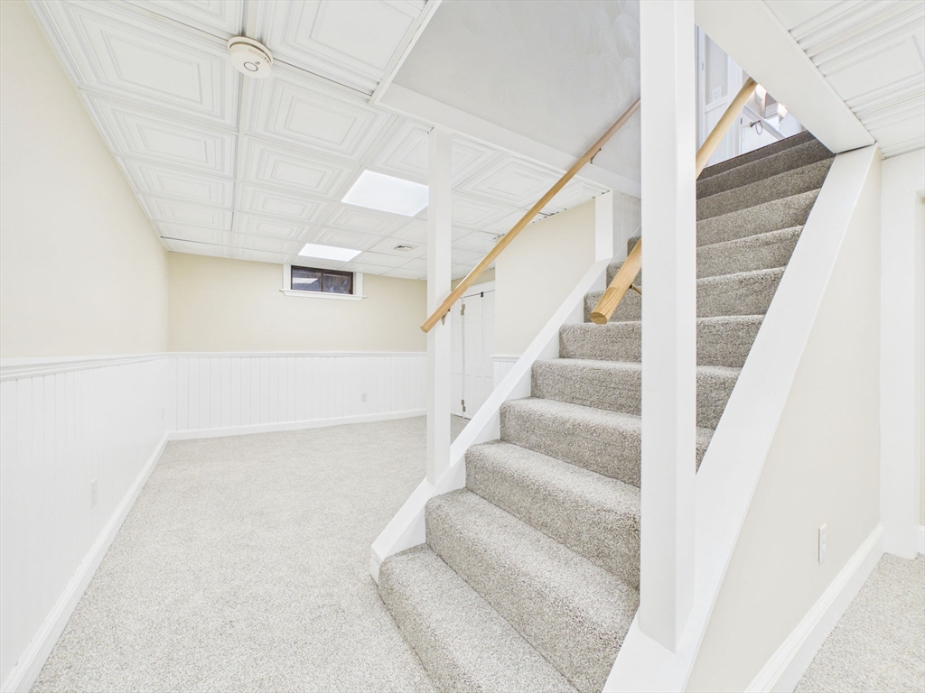 786 Wildwood Road New Bedford, MA 02745 - Photo 32 of 39 a view of entryway