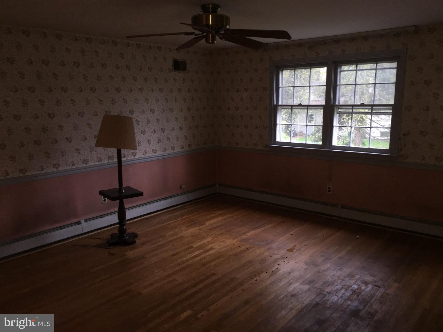 16 Walnut Road Newtown Square, PA 19073 - Photo 15 of 23 Master Bedroom