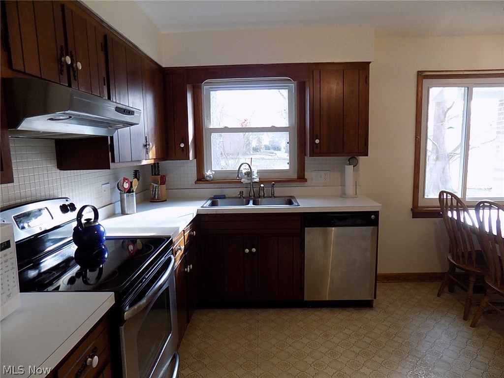 1248 Old Oak Road Amherst, OH 44001 - Photo 5 of 21 Gallery Image 5