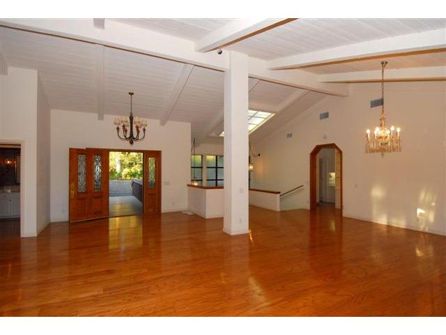 5417 La Crescenta Road Rancho Santa Fe, CA 92067 - Photo 3 of 8