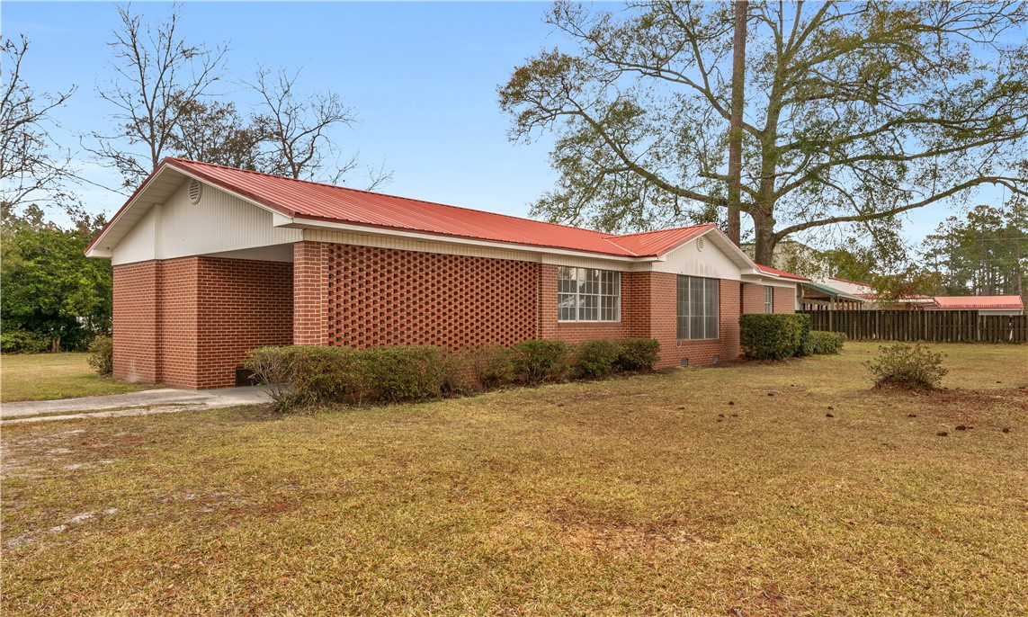 13221 West Cleveland Street Nahunta, GA 31553 - Photo 23 of 24
