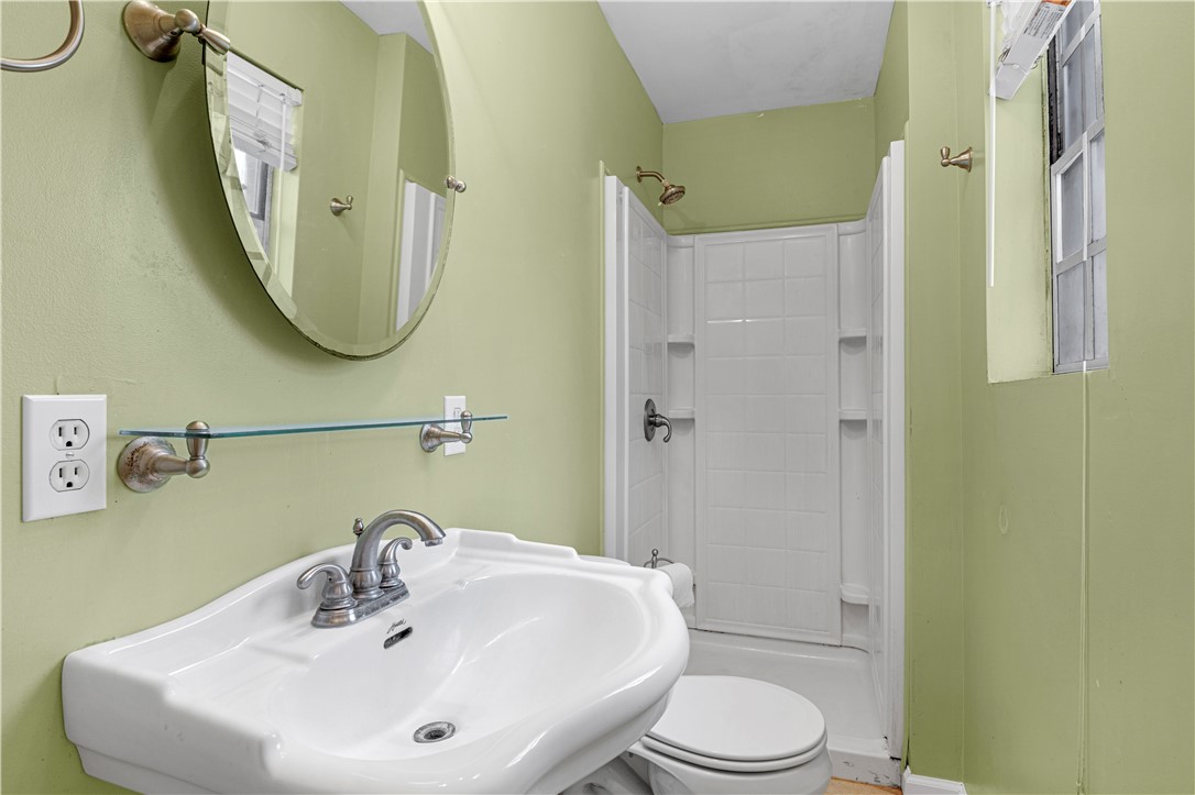 13221 West Cleveland Street Nahunta, GA 31553 - Photo 7 of 24