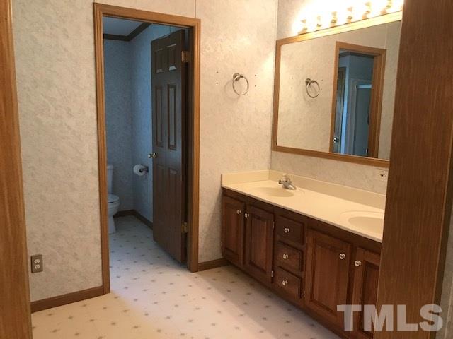 6102 Old Roxboro Road Oxford, NC 27565 - Photo 11 of 13 Gallery Image 11
