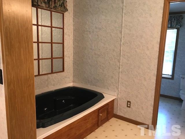 6102 Old Roxboro Road Oxford, NC 27565 - Photo 12 of 13 Gallery Image 12