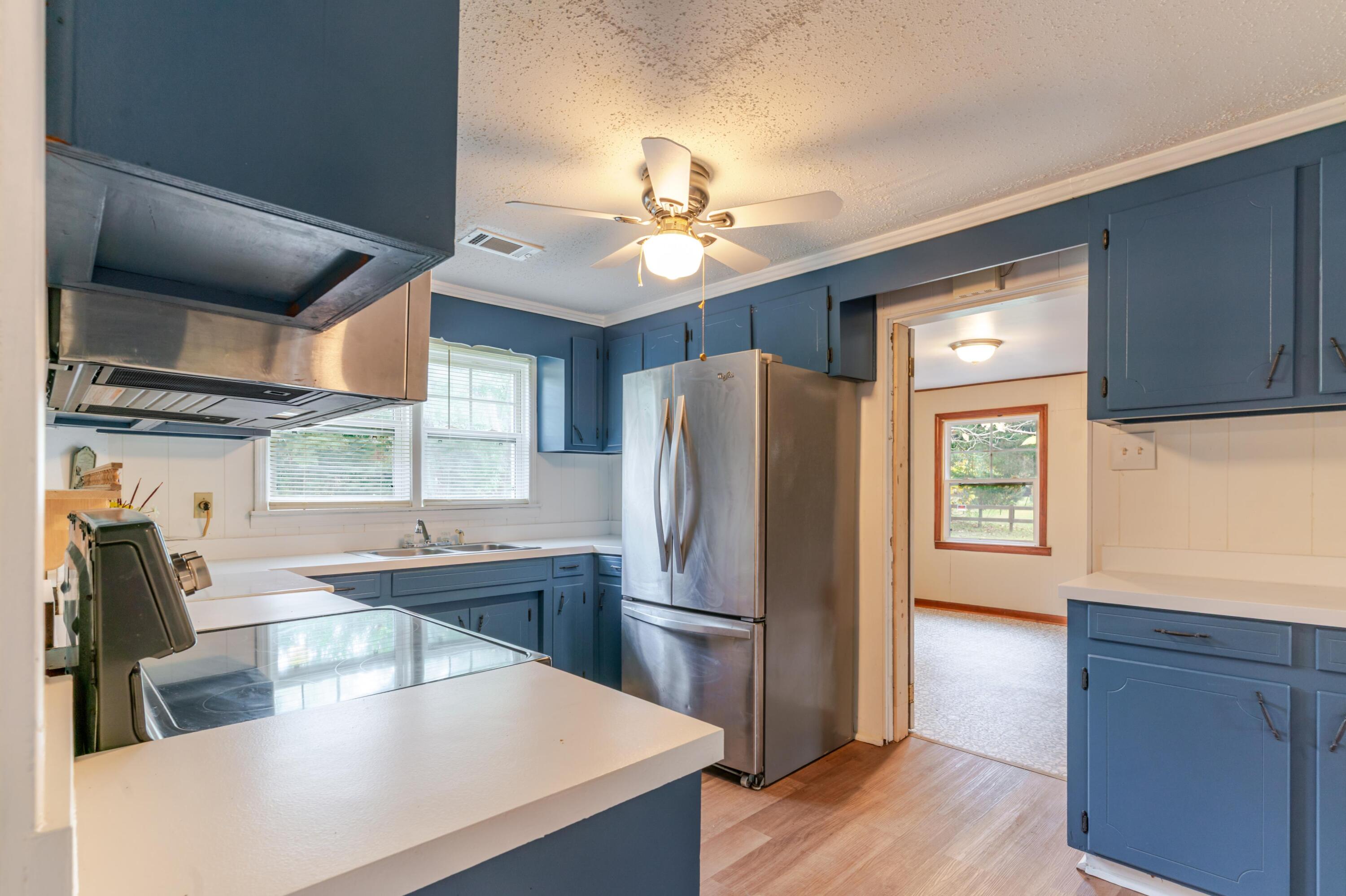 4511 Festival Trail Road Wagener, SC 29164 - Photo 3 of 26 Gallery Image 3
