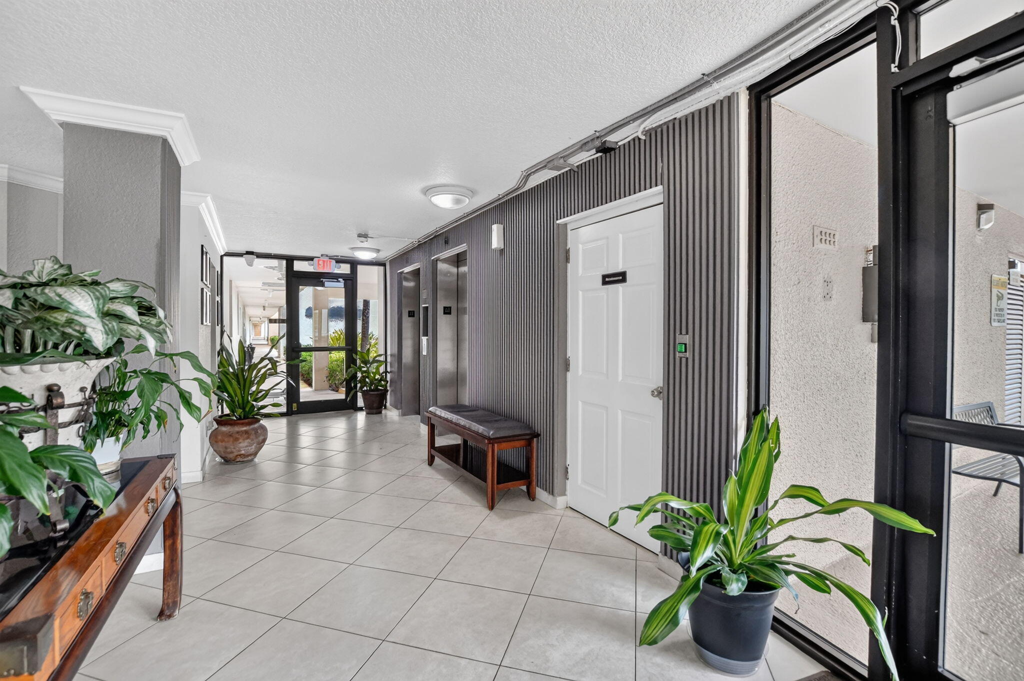 6461 Northwest 2nd Avenue, Unit 515 Boca Raton, FL 33487 - Photo 39 of 51 Hallway