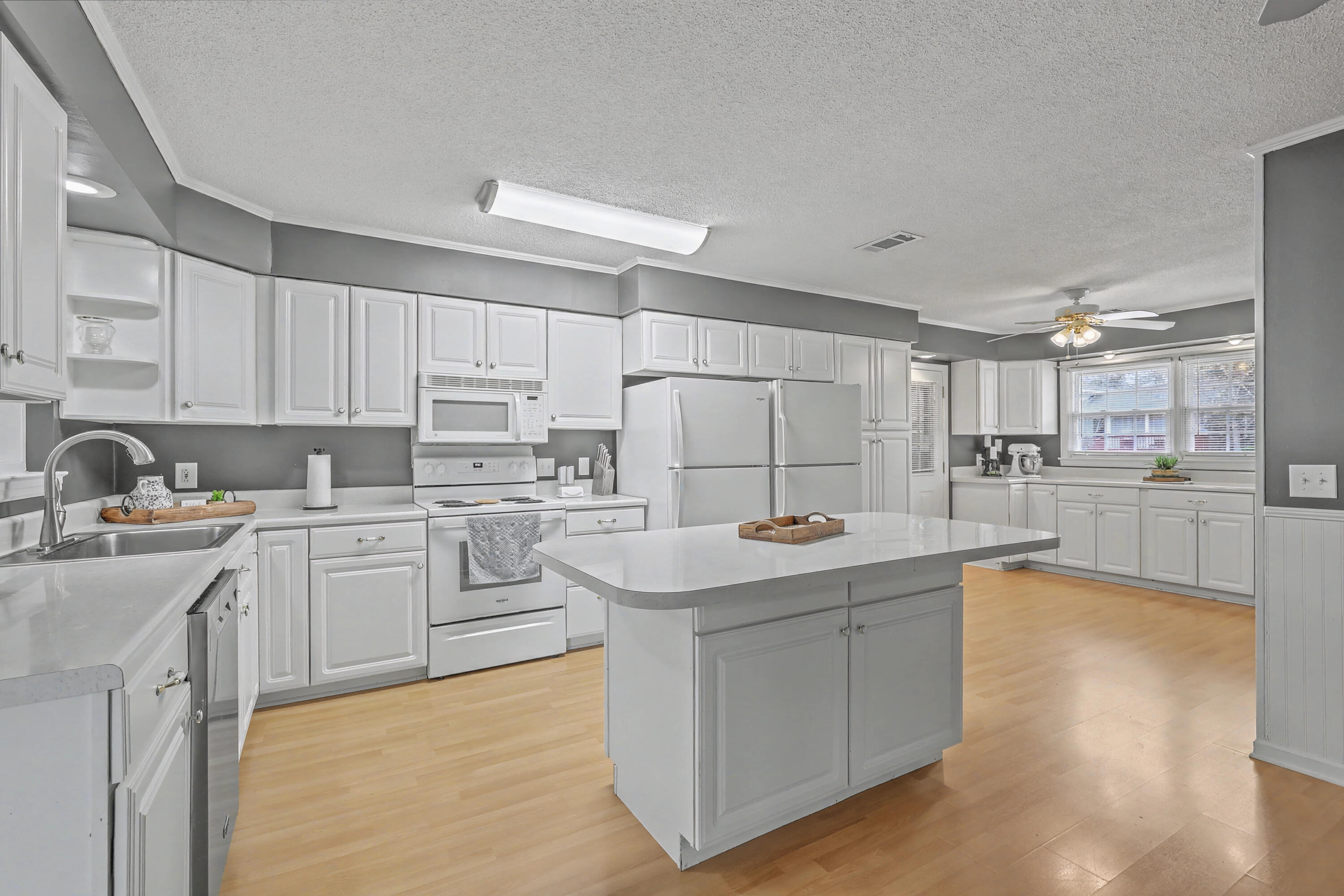 113 County Rd S-18-514 Ladson, SC 29456 - Photo 2 of 36 Gallery Image 2