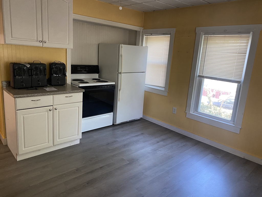 116 Arch Street, Unit 2 Middleboro, MA 02346 - Photo 7 of 8