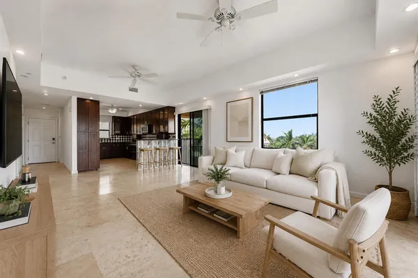 $4,900 | 1640 Presidential Way, Unit 501, West Palm Beach, FL 33401