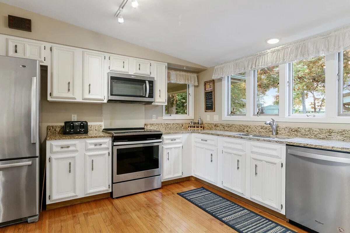 40507 91st Street Randall, WI 53128 - Photo 5 of 10 7