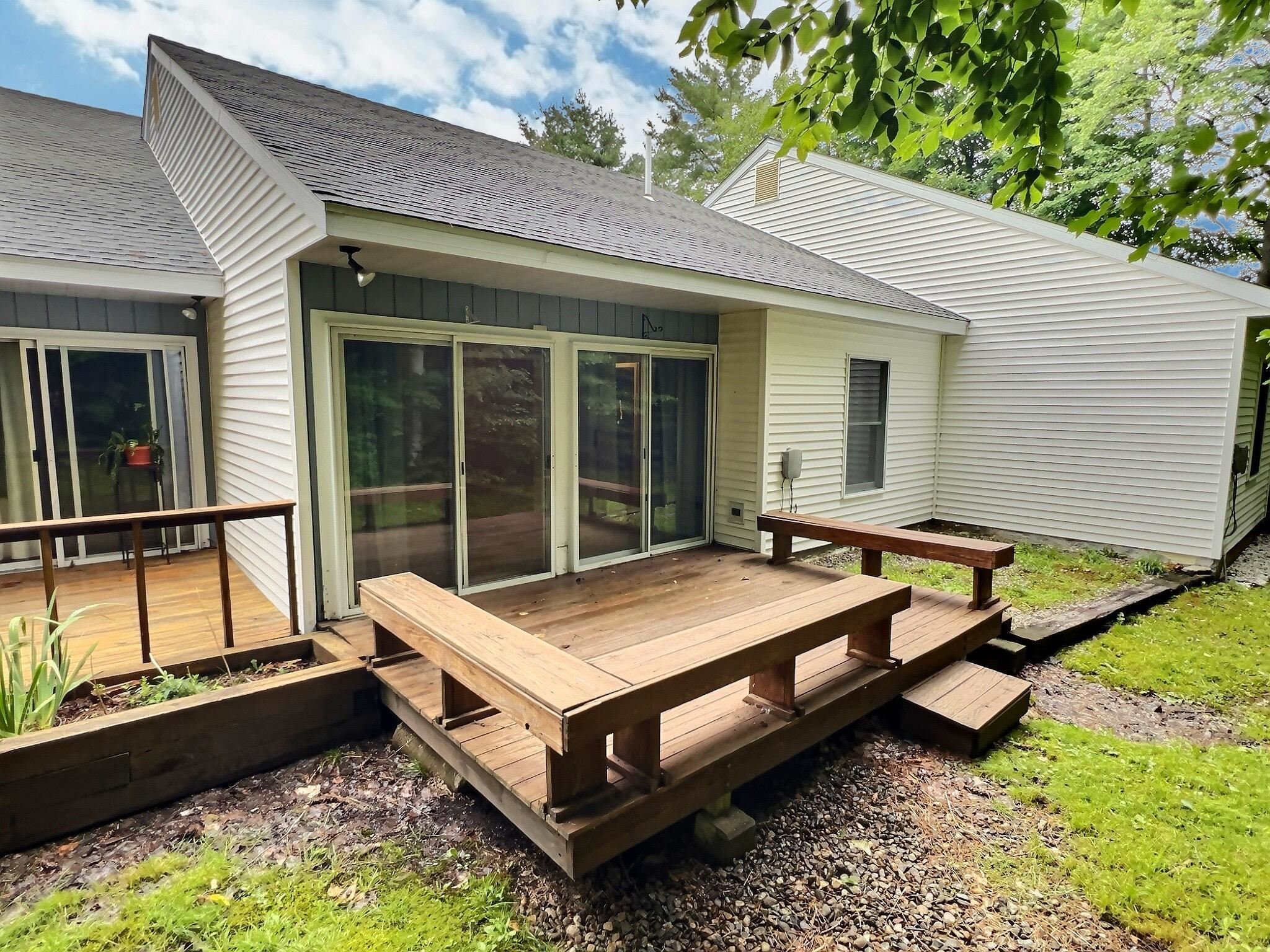 41 Gould Road, Unit 3 New London, NH 03257 - Photo 17 of 24