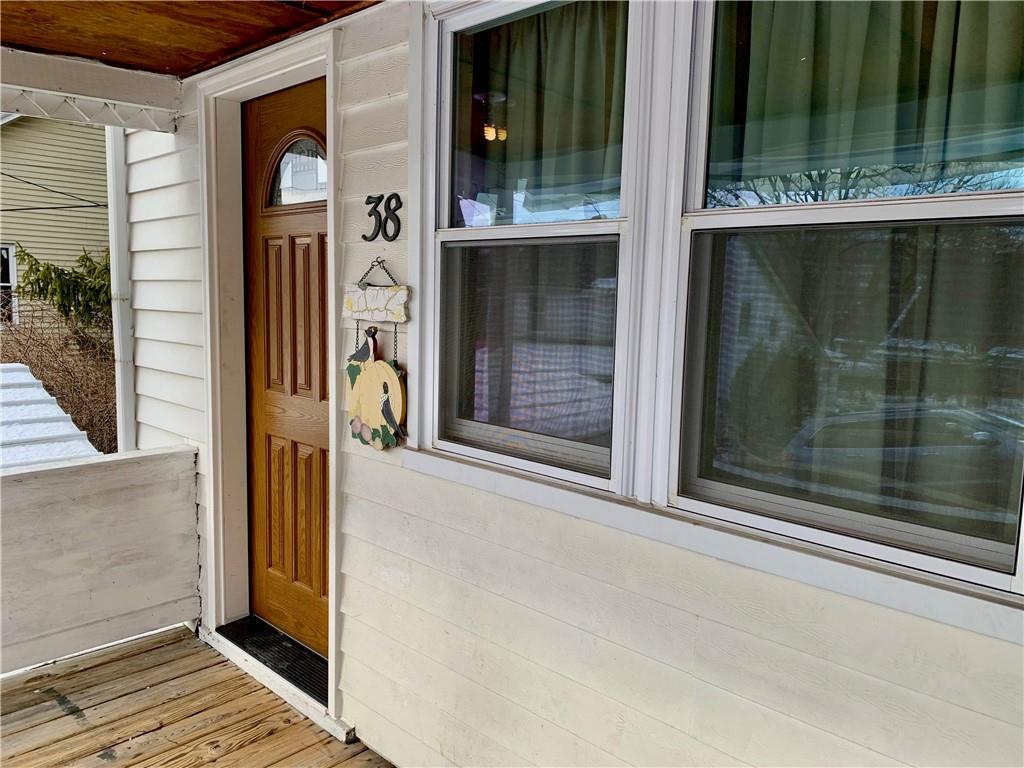 38 Rowe Street Rural Ridge, PA 15075 - Photo 3 of 23
