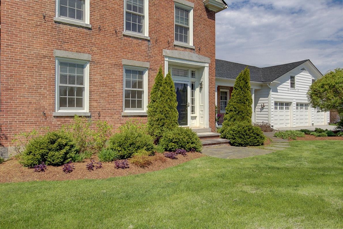397 Highway 2 Grand Isle, VT 05458 - Photo 8 of 60 Gallery Image 8