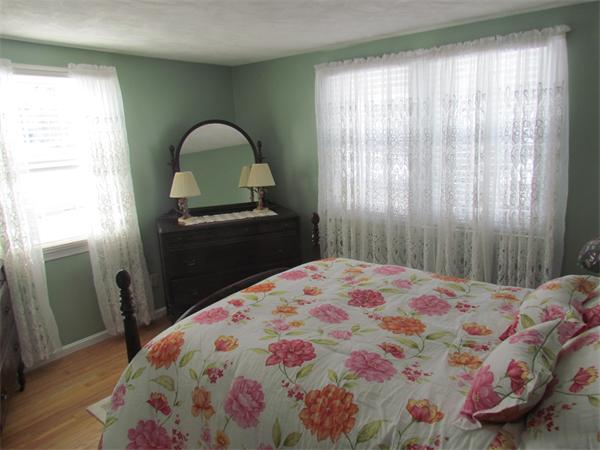 31 Meadowvale Road Burlington, MA 01803 - Photo 16 of 17 Gallery Image 16