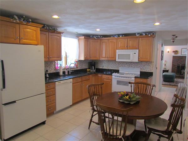 31 Meadowvale Road Burlington, MA 01803 - Photo 6 of 17 Gallery Image 6