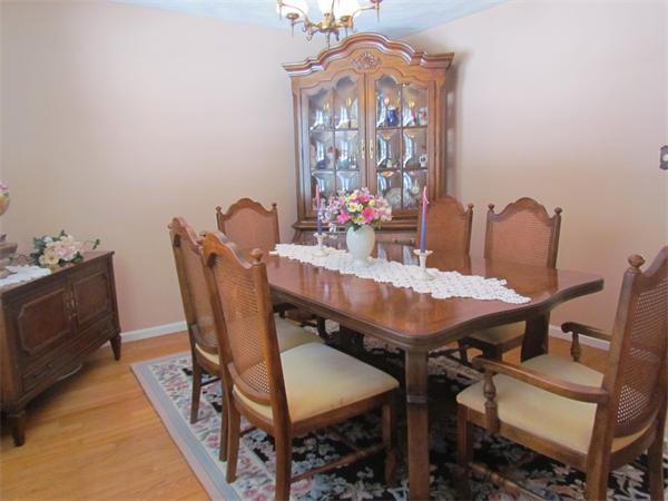 31 Meadowvale Road Burlington, MA 01803 - Photo 7 of 17 Gallery Image 7