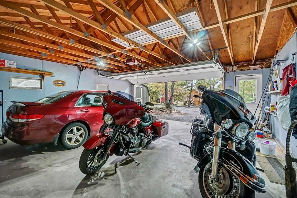 400 Old Greene Road Lewiston, ME 04240 - Photo 27 of 32 400 Old Green Rd_139 garage 1