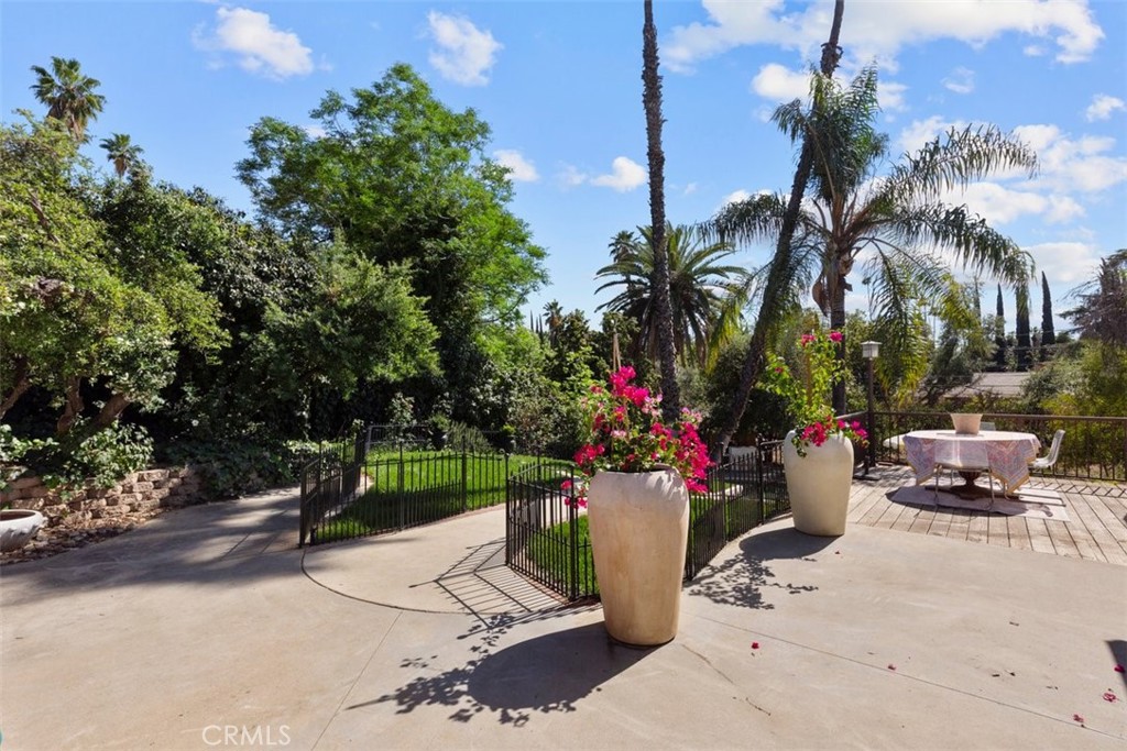 116 Franklin Avenue Redlands, CA 92373 - Photo 29 of 37 116 franklin terrace view
