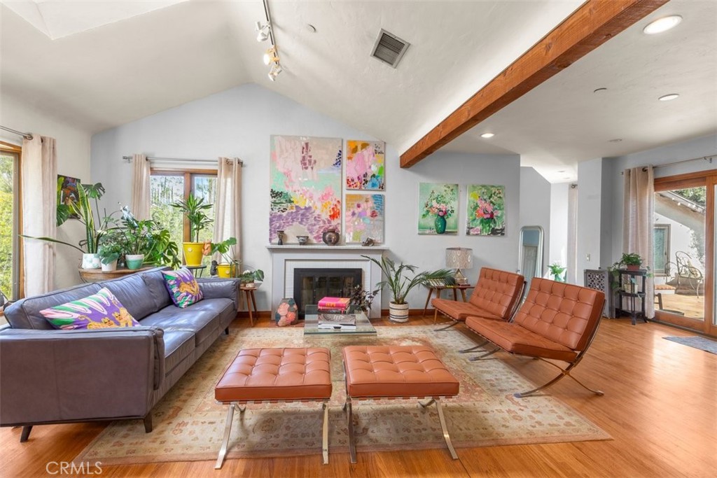 116 Franklin Avenue Redlands, CA 92373 - Photo 8 of 37 116 franklin living space
