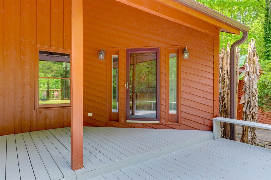 107 Exeter Court Anderson, SC 29621 - Photo 6 of 50