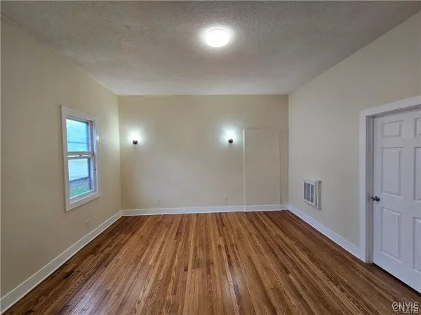 $265,000 | 53 Arterial West, Auburn, NY 13021