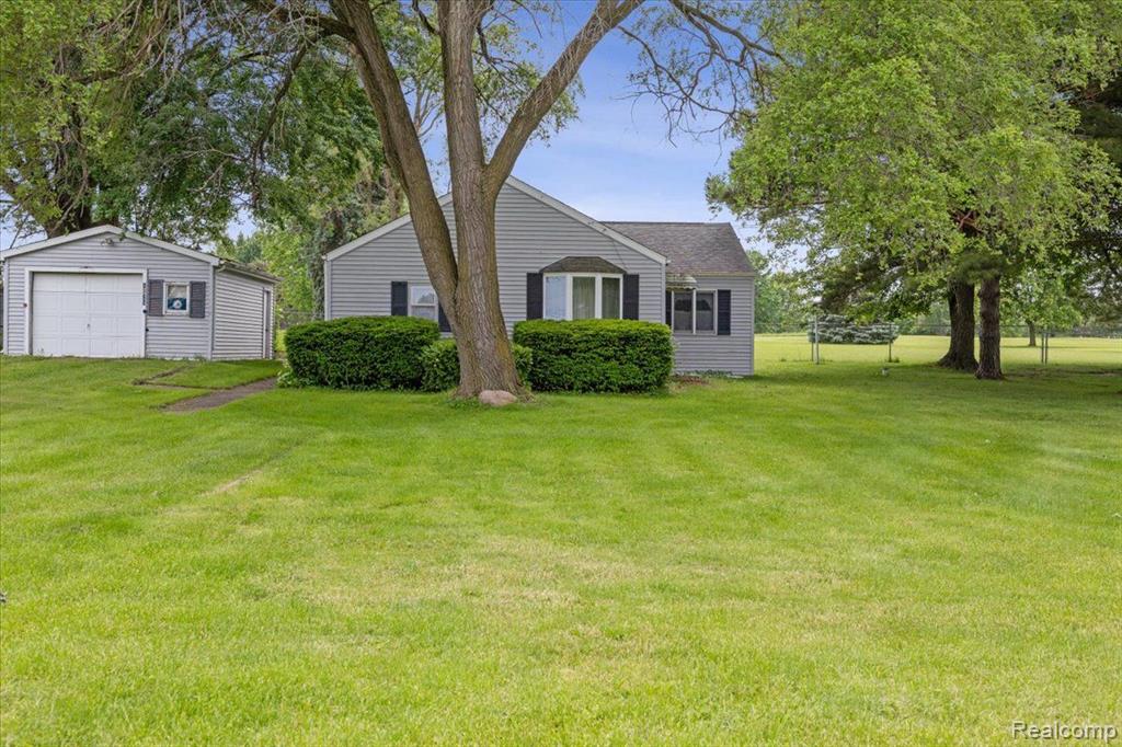 8628 Monroe Road Durand, MI 48429 - Photo 2 of 18
