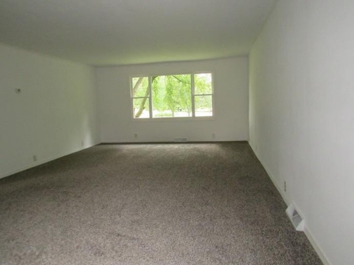 12988 Miller Road Constantine, MI 49042 - Photo 8 of 11 IMG_4668