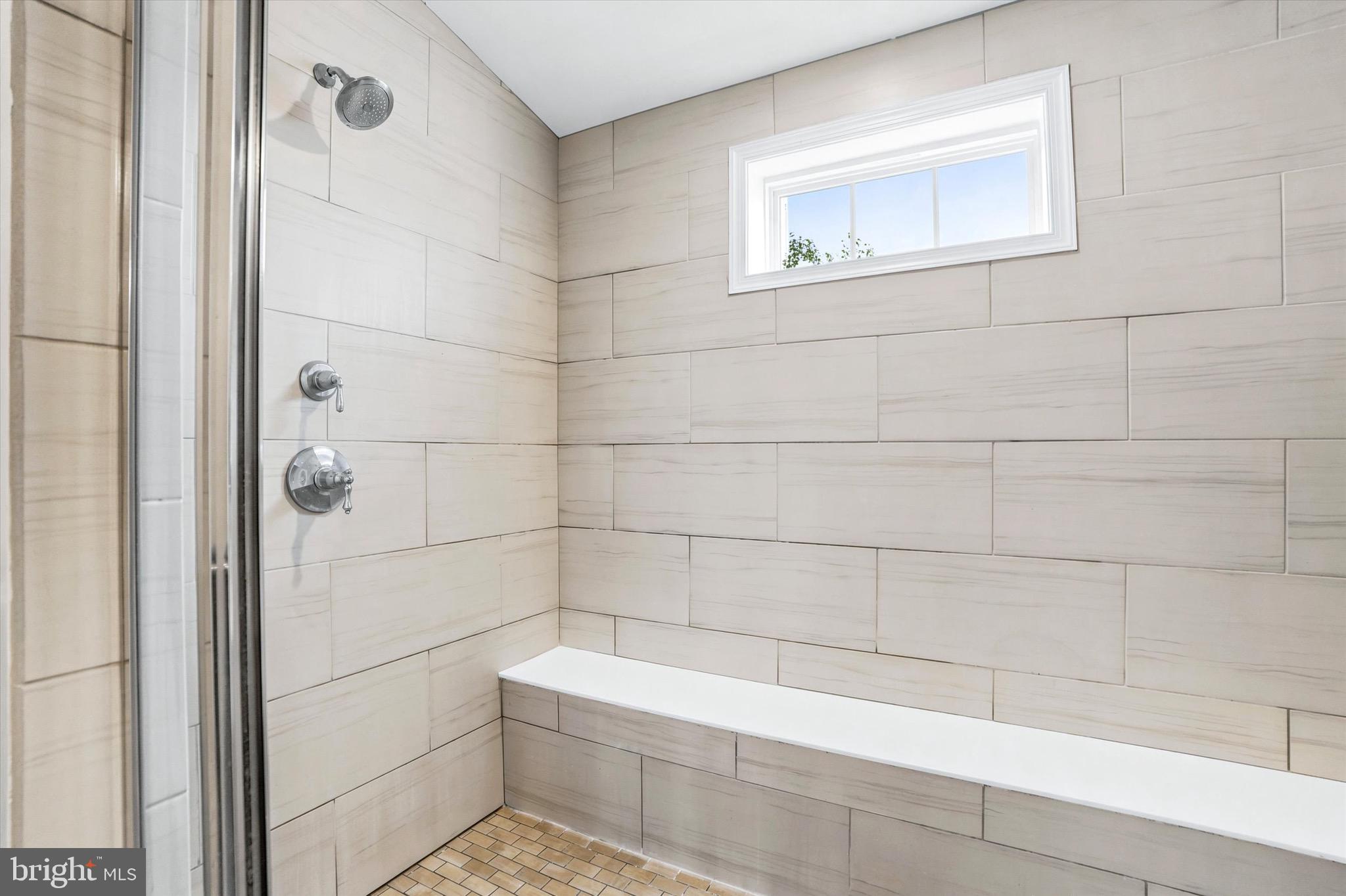 203 Corvus Circle Springfield, PA 19064 - Photo 20 of 41 Extra large master shower