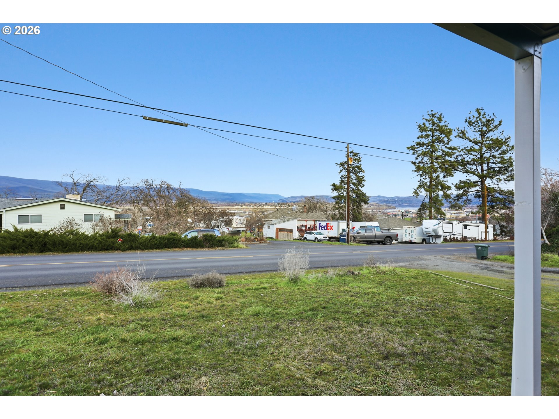 2306 West 13th Street The Dalles, OR 97058 - Photo 30 of 32 a view of swimming pool and lake view