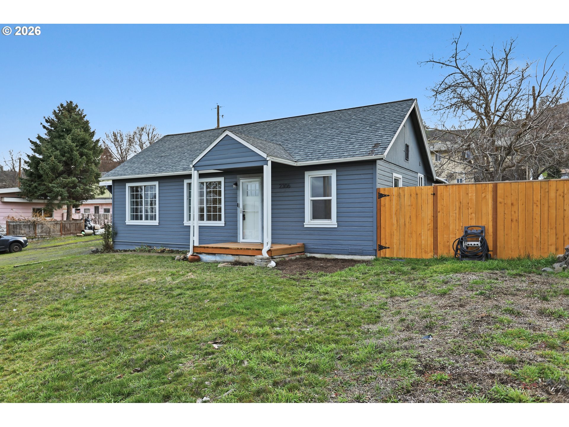 2306 West 13th Street The Dalles, OR 97058 - Photo 31 of 32 a house view with a garden space